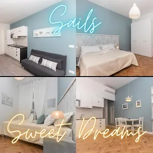 https://homes-in-genoa.hotelitalianriviera.com